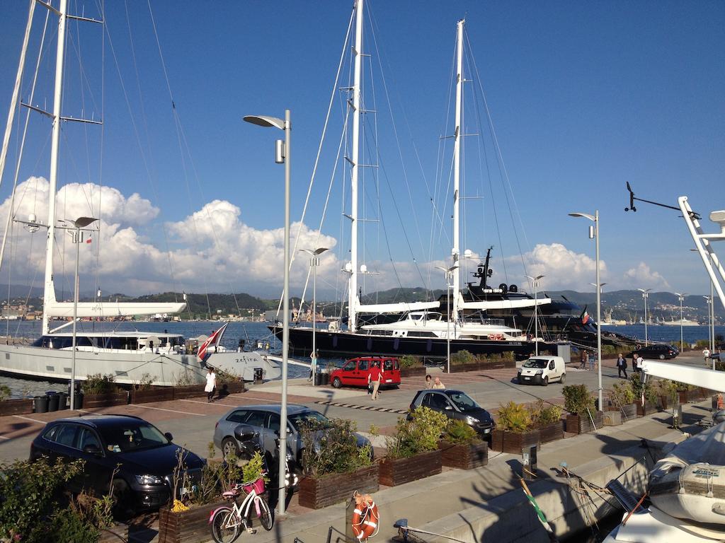 Riviera Boat Resort ลาสเปเซีย ภายนอก รูปภาพ